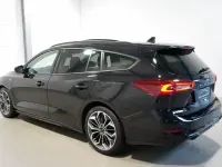 Gebraucht Ford Focus ST-Line X 116 PS (85 kW) 2023 Schwarz Kombi