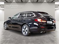 Gebraucht BMW 520 190 PS (139 kW) 2023 Schwarz Kombi