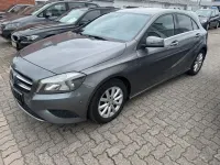 Gebraucht Mercedes A180 Style 122 PS (89 kW) 2015 Grau Kleinwagen
