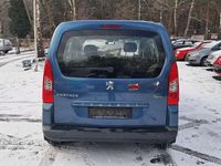 Gebraucht Peugeot Partner Tendance 109 PS (80 kW) 2009 Blau Van / Kleinbus