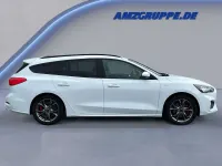 Gebraucht Ford Focus ST-Line 155 PS (114 kW) 2022 Weiß Limousine
