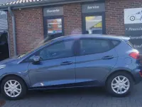 Gebraucht Ford Fiesta Cool & Connect 101 PS (74 kW) 2019 Blau Kleinwagen