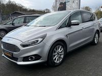 Gebraucht Ford S-MAX Titanium 179 PS (131 kW) 2015 Silber Van / Kleinbus