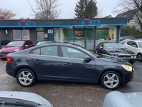 gebraucht Volvo S60 Kinetic Navi Teilleder Temp. PDC AHK neu Zahnriem.