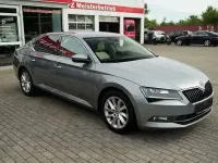 Gebraucht Skoda Superb Style 179 PS (131 kW) 2016 Grau Limousine