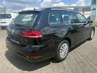 Gebraucht VW Golf VII Trendline 116 PS (85 kW) 2018 Schwarz Kombi