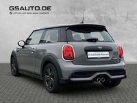 Gebraucht Mini Cooper S 178 PS (130 kW) 2021 Moonwalk grey (grau) Kleinwagen