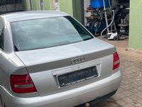 Gebraucht Audi A4 101 PS (74 kW) 2000 Silber Limousine