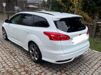 Usata Ford Focus ST 185 CV (136 kW) 2016 Bianco Station wagon