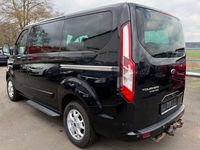 Gebraucht Ford Transit Titanium 155 PS (114 kW) 2014 Schwarz Kombi