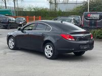 Gebraucht Opel Insignia Edition 131 PS (96 kW) 2010 Schwarz Limousine