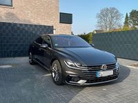 Gebraucht VW Arteon R-line 239 PS (175 kW) 2018 Schwarz Kleinwagen