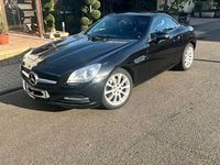 Second-hand Mercedes SLK200 184 CP (135 kW) 2011 Negru Cabrio