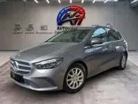 Gebraucht Mercedes B180 136 PS (100 kW) 2019 Grau Kleinwagen