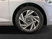 Gebraucht Hyundai i20 Trend 101 PS (74 kW) 2025 Blau Kleinwagen