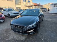 Gebraucht Hyundai i30 Pure 110 PS (80 kW) 2021 Schwarz Kombi