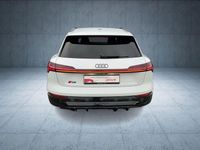 Gebraucht Audi Q8 e-tron S-Line 250 kW (340 PS) 2023 Gletscherweiß metallic SUV
