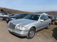 Gebraucht Mercedes C220 Elegance 150 PS (110 kW) 1995 Silber Limousine