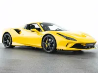 Gebraucht Ferrari F8 721 PS (530 kW) 2022 Giallo modena Cabrio
