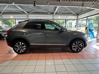 Gebraucht VW T-Roc Style 116 PS (85 kW) 2020 Grau SUV