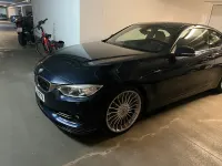 Używany Alpina D4 349 KM (256 kW) 2016 Niebieski Coupe