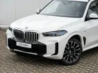 Gebraucht BMW X5 M Sport 352 PS (258 kW) 2025 Alpinweiss uni SUV