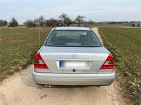 Gebraucht Mercedes C230 196 PS (144 kW) 1996 Silber Limousine
