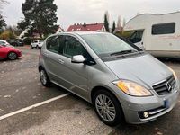 Gebraucht Mercedes A180 116 PS (85 kW) 2009 Silber Limousine