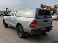 Gebraucht Toyota HiLux 150 PS (110 kW) 2017 Silber Pickup