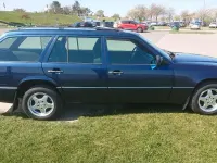 Second-hand Mercedes E250 1996 Albastru Break