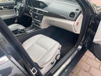 Gebraucht Mercedes C250 204 PS (150 kW) 2011 Schwarz Limousine