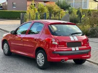 Gebraucht Peugeot 206 Sportium 73 PS (53 kW) 2012 Rot Limousine