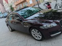 Gebraucht Jaguar XF Portfolio 179 PS (131 kW) 2016 Rot Limousine