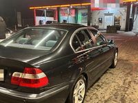 Gebraucht BMW 318 143 PS (105 kW) 2004 Schwarz Limousine