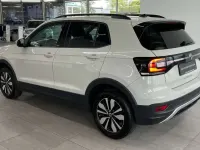 Używany VW T-Cross Move 95 KM (69 kW) 2023 Szary SUV