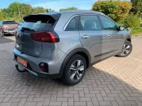 Gebraucht Kia Niro 141 PS (103 kW) 2020 Grau SUV