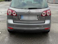 Second-hand VW Golf Plus Cross 105 CP (77 kW) 2012 Gri Monovolum