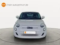 Gebraucht Fiat 500e Basis 86 kW (118 PS) 2023 Weiss Kleinwagen