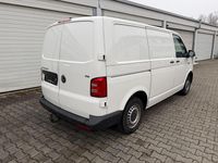 Gebraucht VW Transporter 102 PS (75 kW) 2017 Candyweiss Van