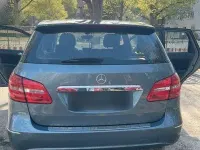 Gebraucht Mercedes B180 122 PS (89 kW) 2012 Blau Kleinwagen