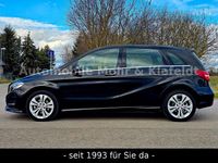 Gebraucht Mercedes B180 122 PS (89 kW) 2016 Schwarz Van / Kleinbus