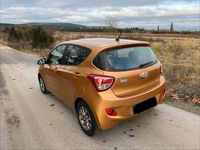 Gebraucht Hyundai i10 87 PS (63 kW) 2014 Orange Kleinwagen