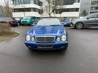 Gebraucht Mercedes CLK320 Elegance 218 PS (160 kW) 1999 Blau Cabrio