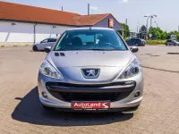 Gebraucht Peugeot 206 60 PS (44 kW) 2010 Silber Limousine