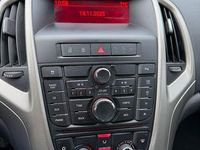 Gebraucht Opel Astra 110 PS (80 kW) 2012 Grau Limousine