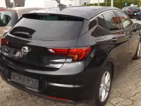 Gebraucht Opel Astra Dynamic 125 PS (91 kW) 2016 Karbonschw graphitschw midnigh Kleinwagen