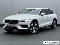 Gebraucht Volvo V60 CC Pro 190 PS (139 kW) 2019 Weiss Kombi