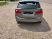 Gebraucht BMW 218 150 PS (110 kW) 2017 Platinsilber Van / Kleinbus