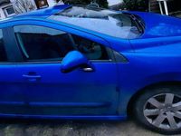 Gebraucht Peugeot 308 120 PS (88 kW) 2008 Blau Kleinwagen