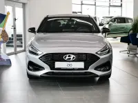 Neu Hyundai i30 Advantage 115 PS (84 kW) 2025 Silber Limousine